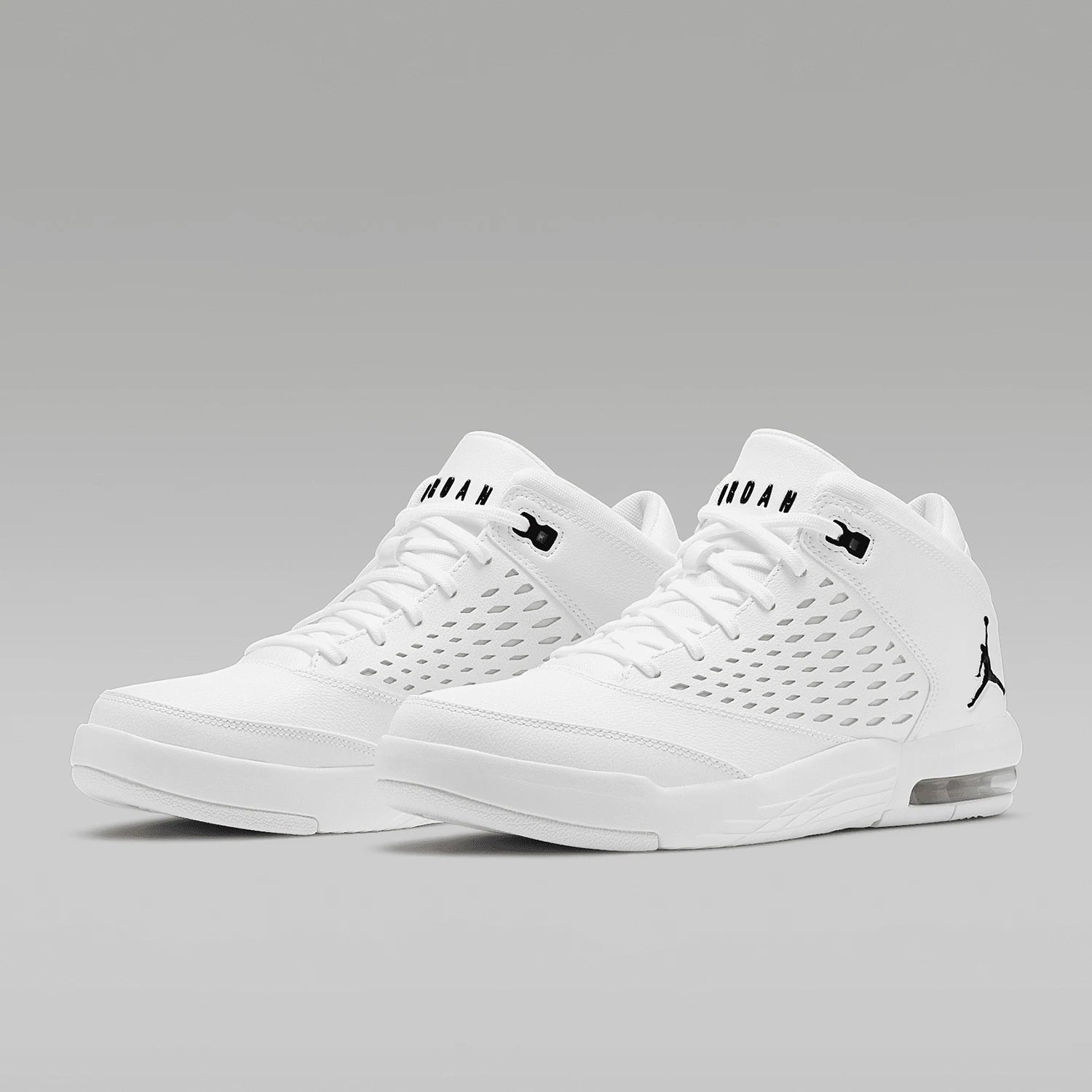 Nike Jordan basketball classique - Kyoukaï