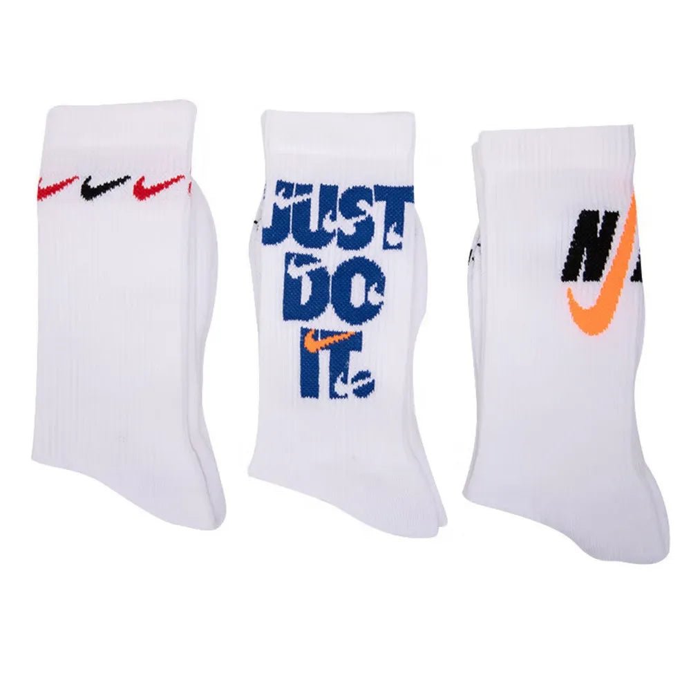 Nike Socks: 3-Pack of Men's and Women's Sports Socks / Basketball Socks / Durable, Moisture-Wicking Cotton Socks SX5545-100 - Kyoukaï