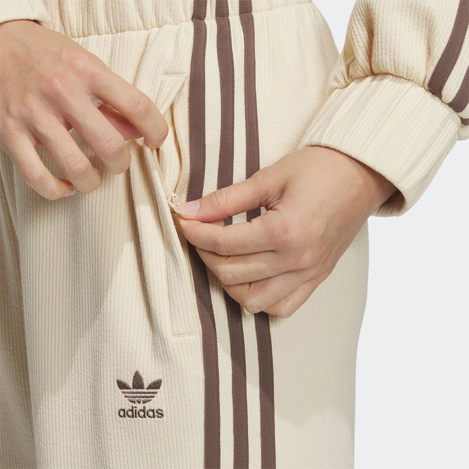 Pantalon Adidas Originals femme - Kyoukaï